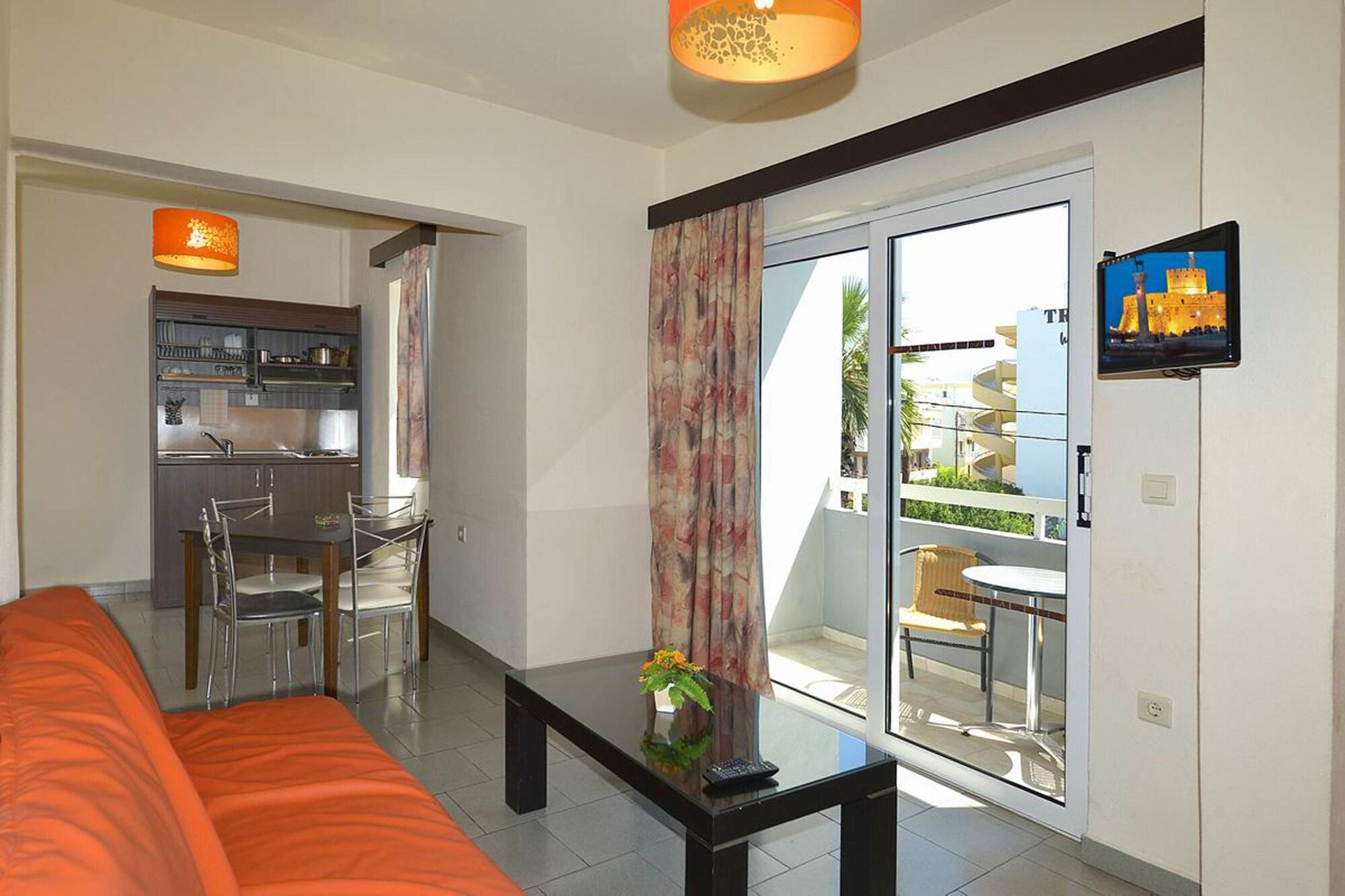Ialysos City Hotel Экстерьер фото