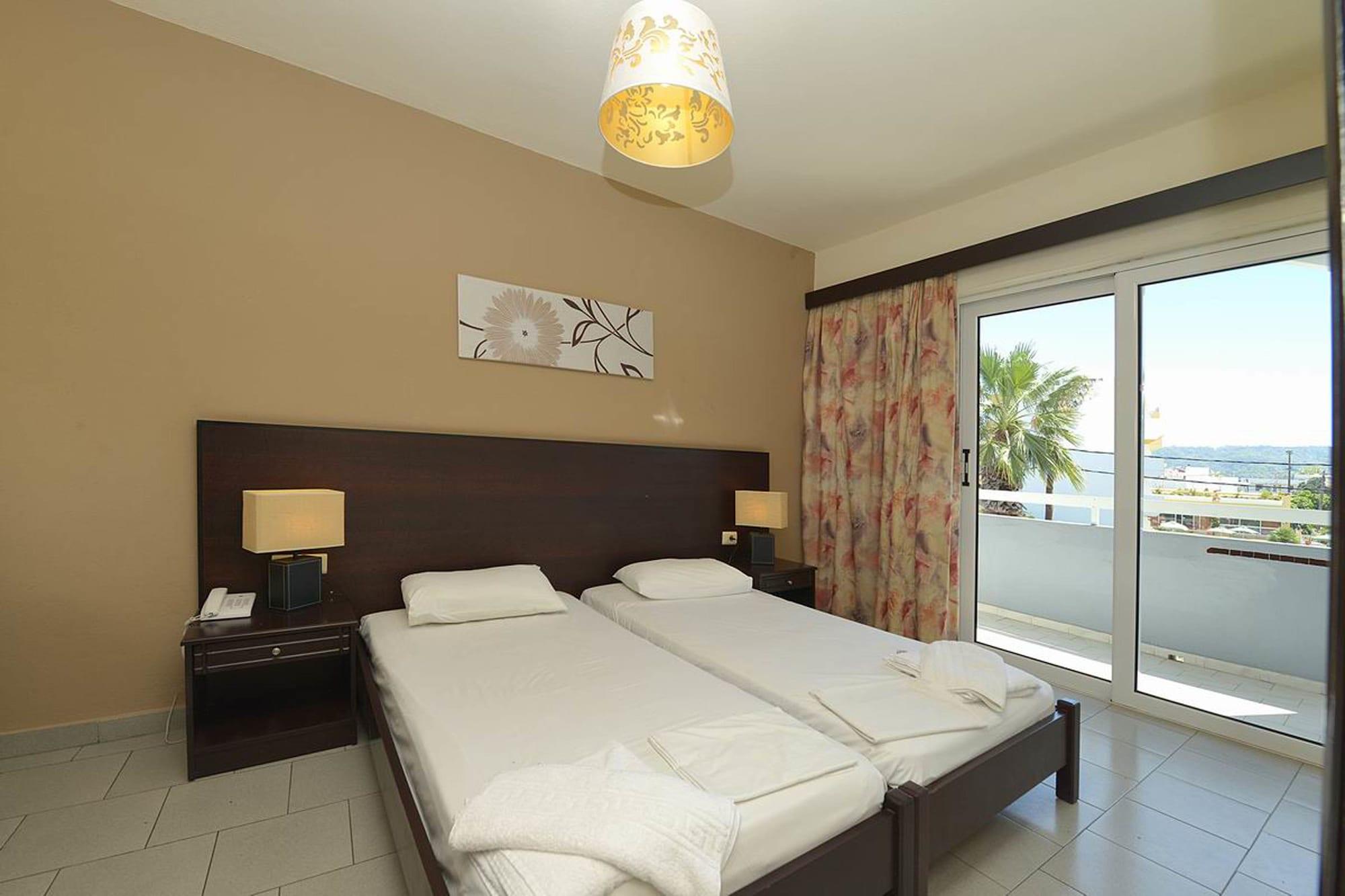 Ialysos City Hotel Экстерьер фото