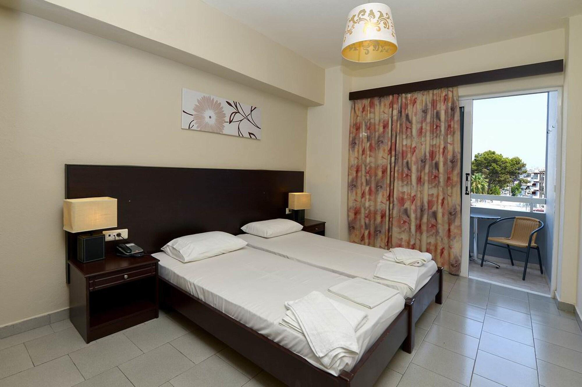 Ialysos City Hotel Экстерьер фото