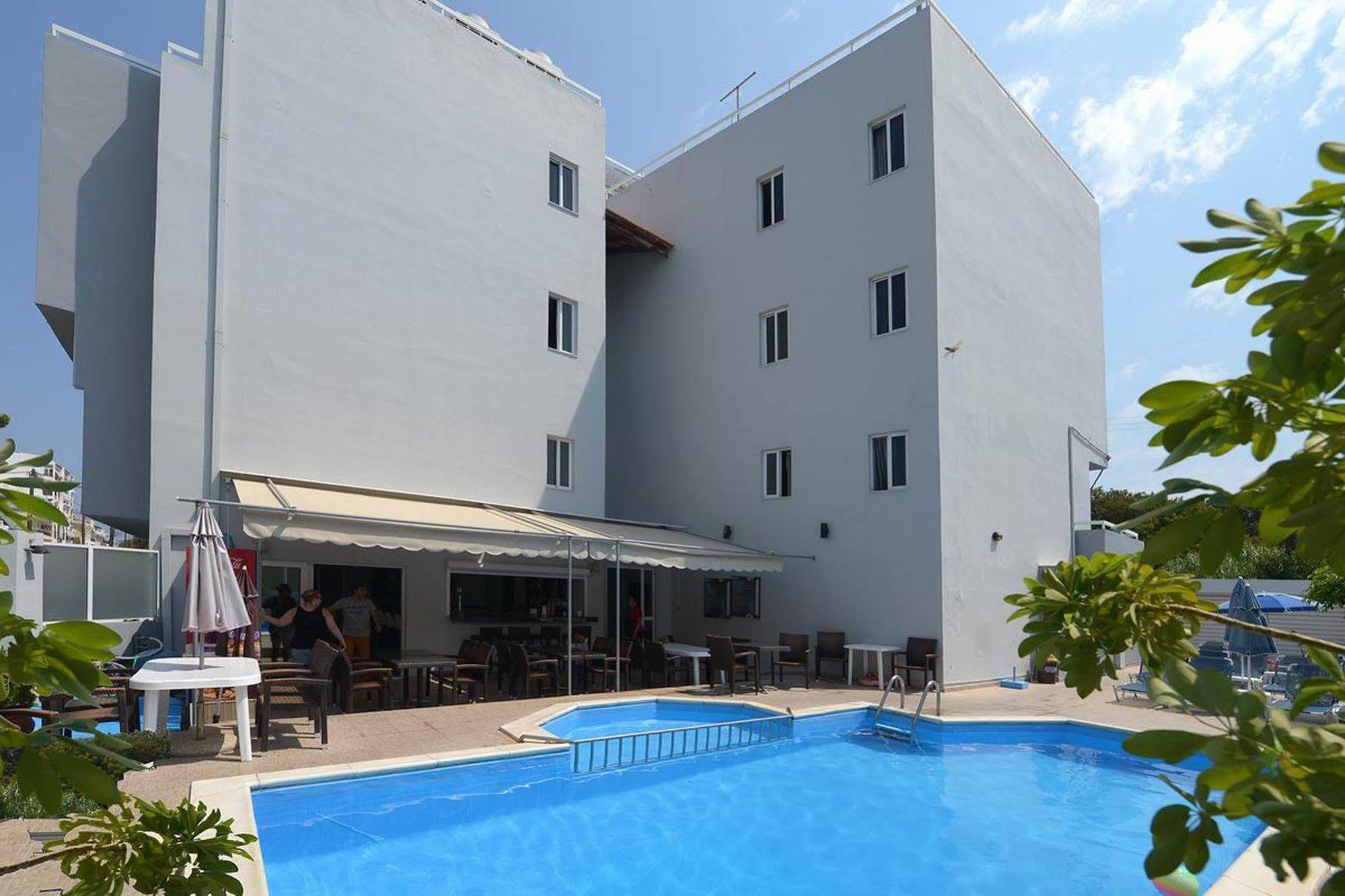 Ialysos City Hotel Экстерьер фото